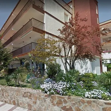 Tossa. With Pool Apartment
